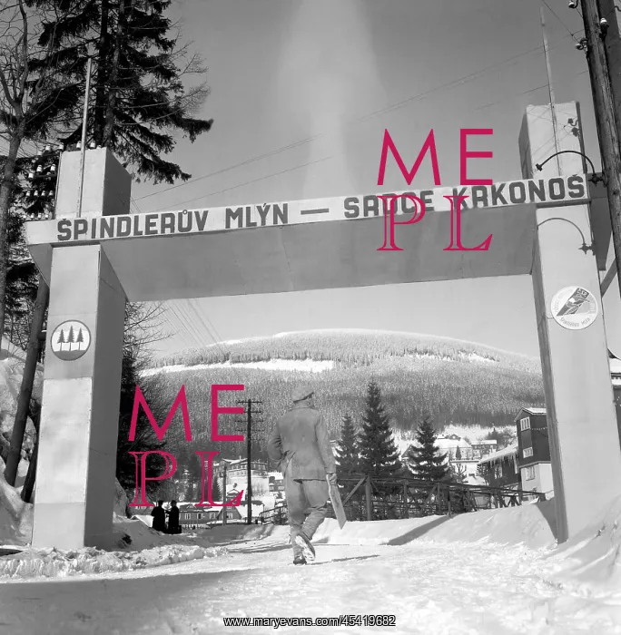 : Czechoslovakia, Spindleruv Mlyn 1947. CTK Vintage Photo : Czechoslovakia, Spindleruv Mlyn 1947. CTK Vintage Photo