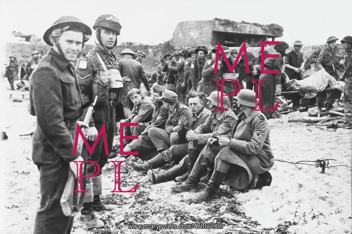 : D-Day - German Prisoners : D-Day - German Prisoners