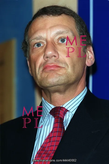  : D Supt Ken Farrow