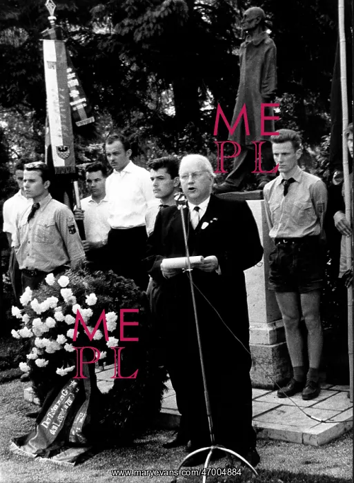 : Dachau Concentration Camp, Bavaria, commemoration : Dachau Concentration Camp, Bavaria, commemoration