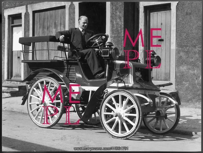 : DAIMLER CAR 1896 : DAIMLER CAR 1896
