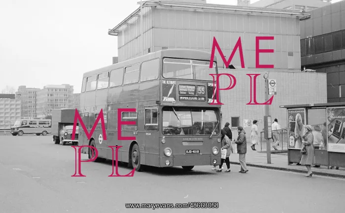 : Daimler DMS (Daimler Fleetline) double-decker bus : Daimler DMS (Daimler Fleetline) double-decker bus