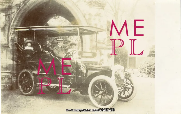  : Daimler Vintage Car