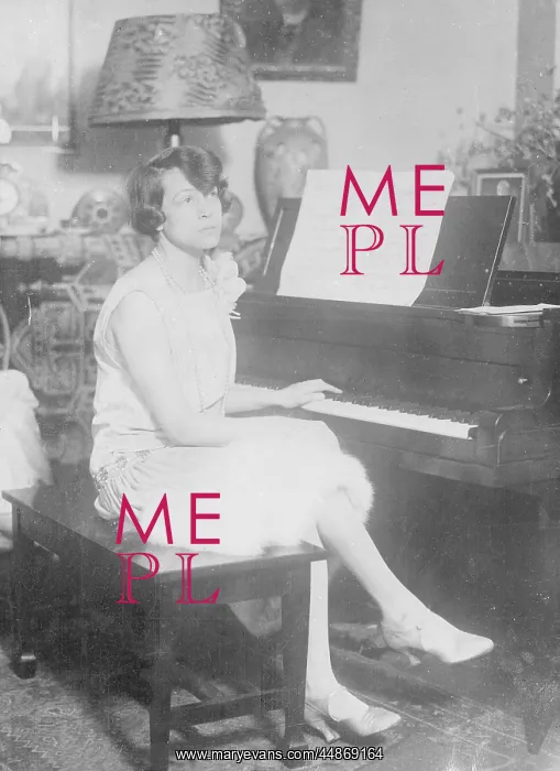 : DAISY FELLOWES : DAISY FELLOWES