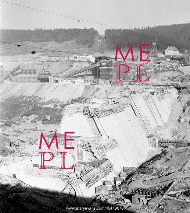 : Dam construction - cocrete : Dam construction - cocrete