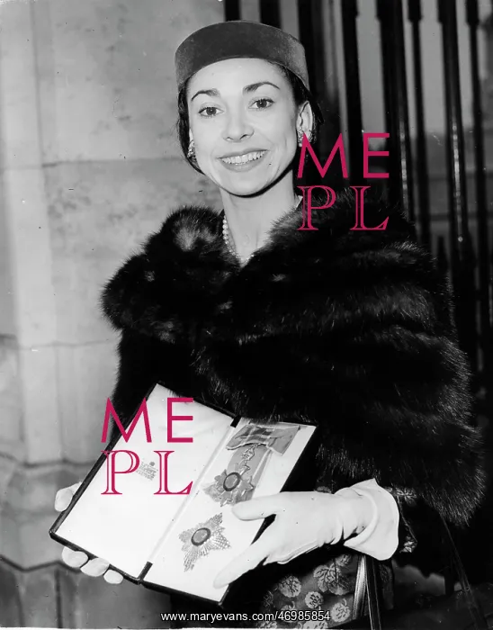 : Dame Margot Fonteyn with medal : Dame Margot Fonteyn with medal