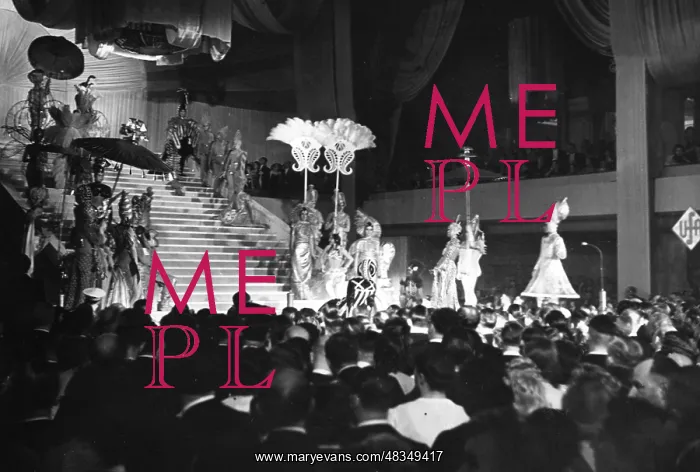 : Dance revue at the Berlin Press Ball, 1939 : Dance revue at the Berlin Press Ball, 1939