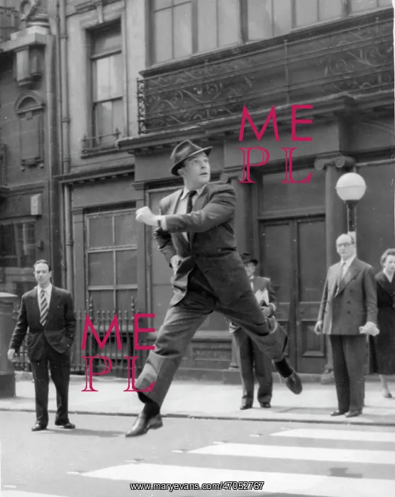 : Dancer, Actor, Singer Gene Kelly 1912 - 1996 : Dancer, Actor, Singer Gene Kelly 1912 - 1996