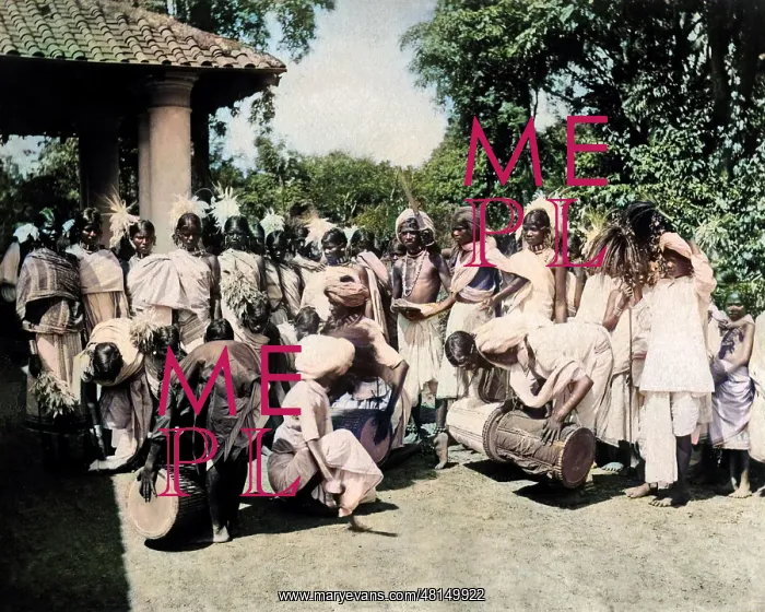 : Dancers and drummers, Ceylon (Sri Lanka) : Dancers and drummers, Ceylon (Sri Lanka)
