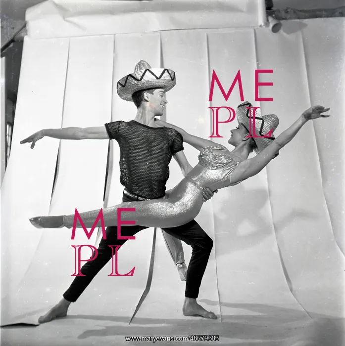 : Dancers in sombreros : Dancers in sombreros