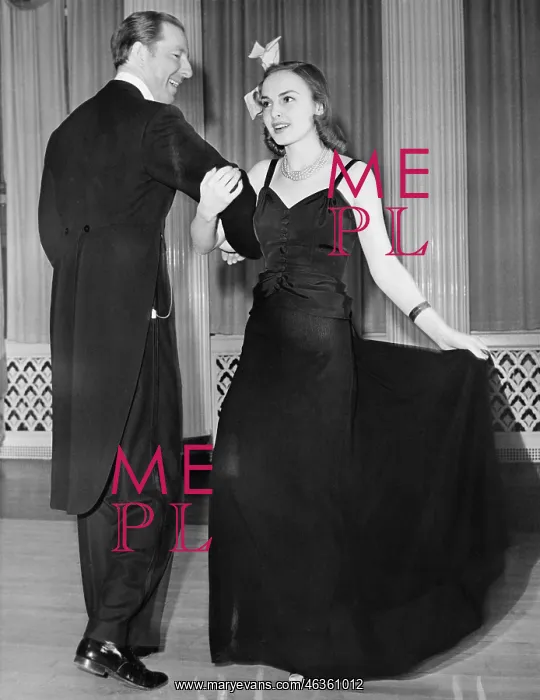: Dancing couple : Dancing couple