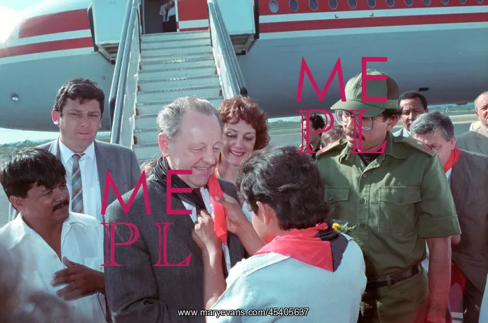 : Daniel Ortega - Milos Jakes : Daniel Ortega - Milos Jakes