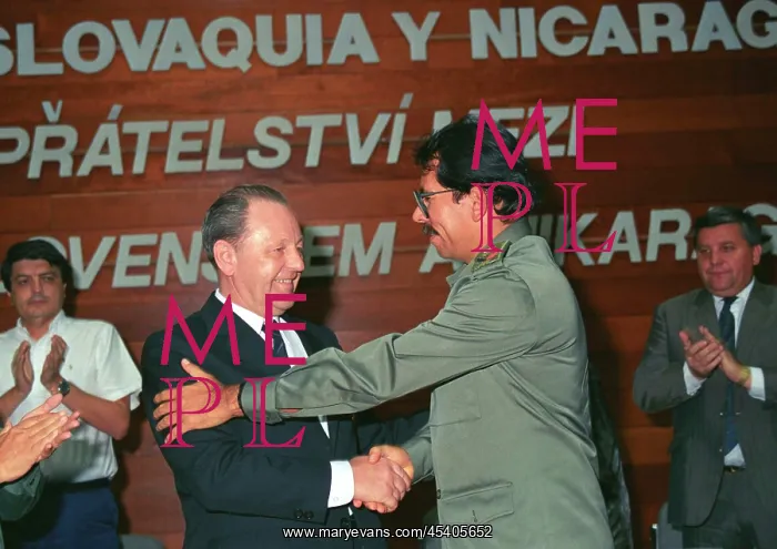 : Daniel Ortega - Milos Jakes : Daniel Ortega - Milos Jakes