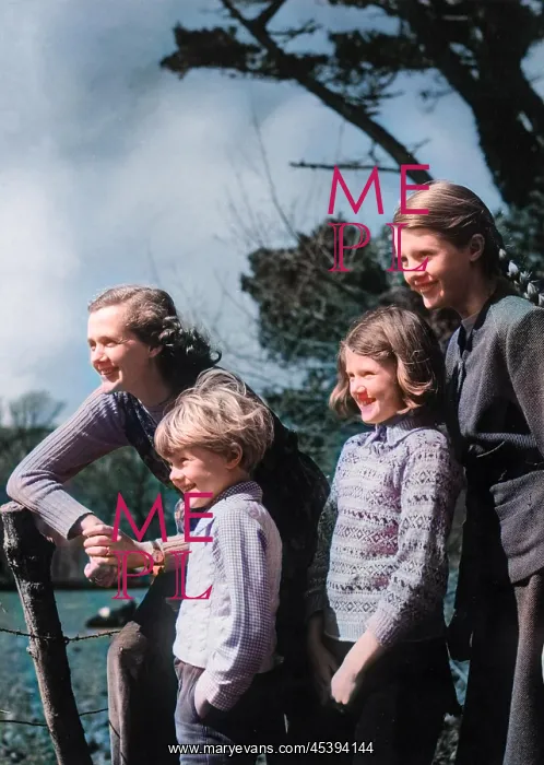 : DAPHNE DU MAURIER / KIDS : DAPHNE DU MAURIER / KIDS