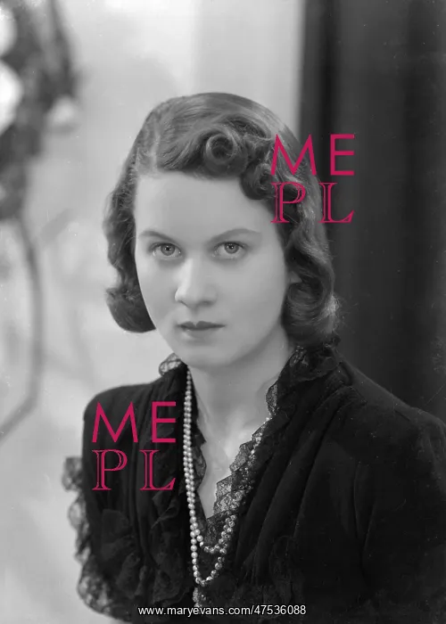  : Daphne Parker- Bowles