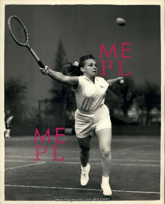 : Darlene Hard, tennis match : Darlene Hard, tennis match