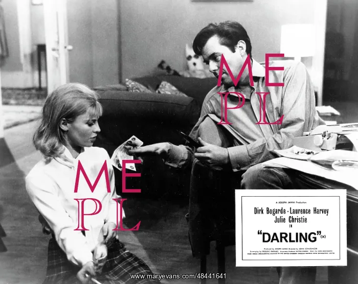 : DARLING JULIE CHRISTIE, DIRK BOGARDE DARLING : DARLING JULIE CHRISTIE, DIRK BOGARDE DARLING