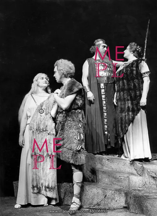 : Das Rheingold in the German Opera in Berlin, 1935 : Das Rheingold in the German Opera in Berlin, 1935
