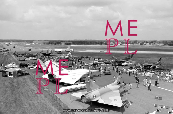 : Dassault Mirage 2000 04 & Dassault 4000 01 : Dassault Mirage 2000 04 & Dassault 4000 01
