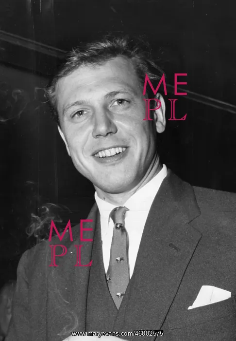 : David Attenborough : David Attenborough