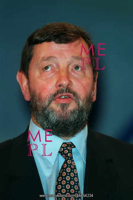  : David Blunkett MP