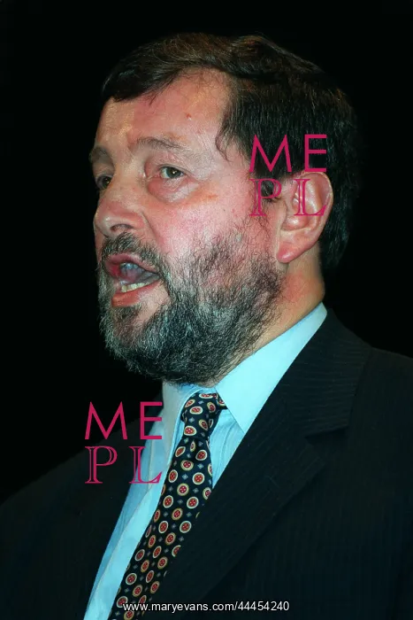  : David Blunkett MP