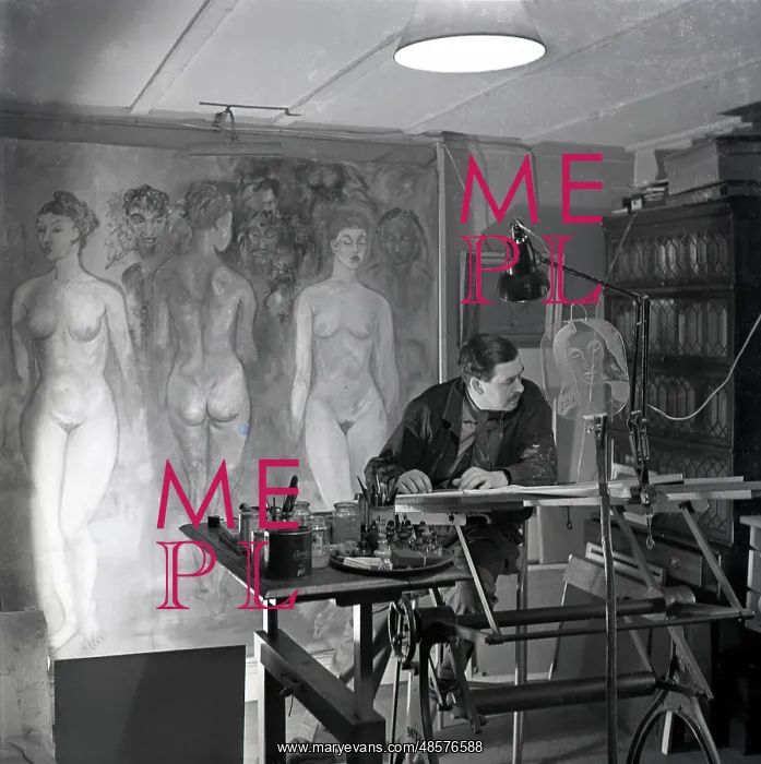 : David Cox at work in his studio, St Ives, Cornwall : David Cox at work in his studio, St Ives, Cornwall