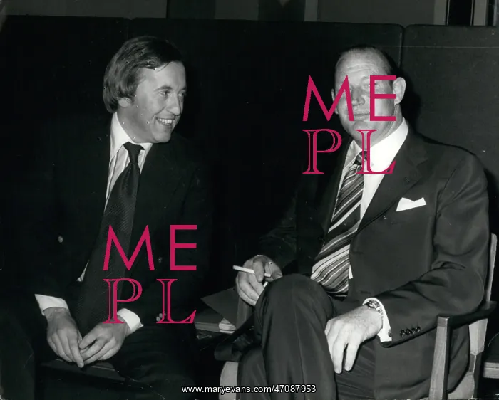: David Frost and Kerry Packer at press conference, BBC : David Frost and Kerry Packer at press conference, BBC
