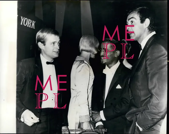 : David McCallum, Sammy Davis and Sean Connery, New York : David McCallum, Sammy Davis and Sean Connery, New York