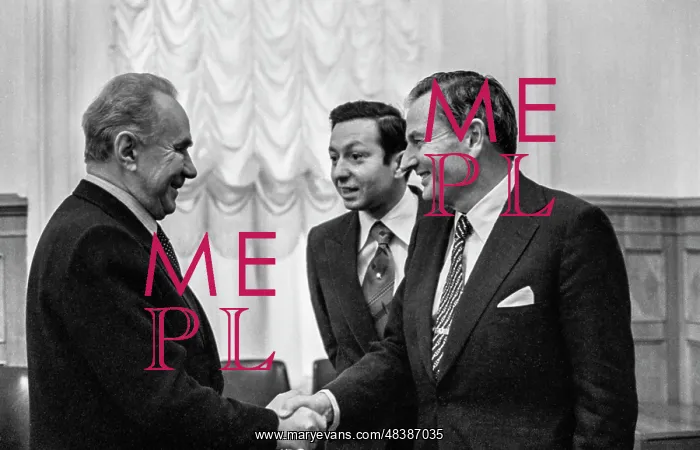 : David Rockefeller visits USSR : David Rockefeller visits USSR