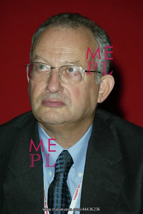 : David Sainsbury : David Sainsbury