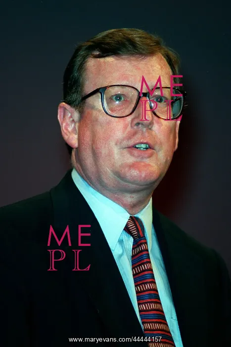  : David Trimble