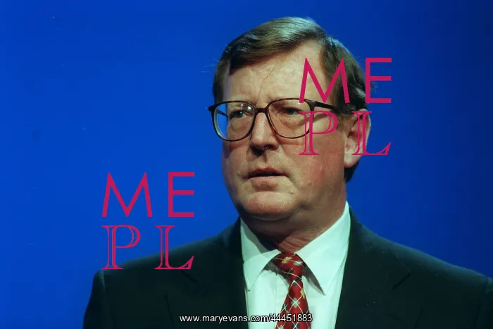  : David Trimble