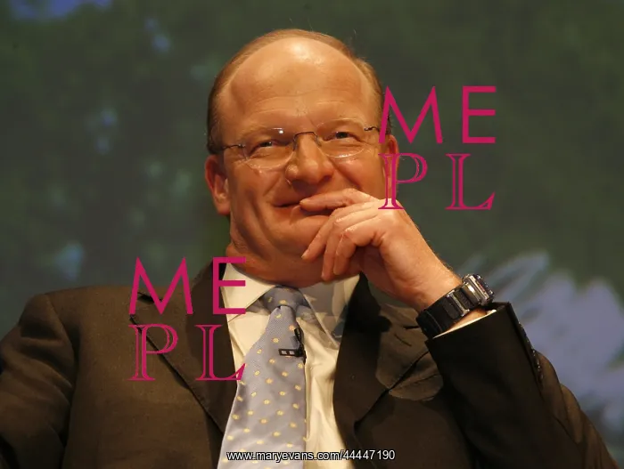  : David Willetts MP