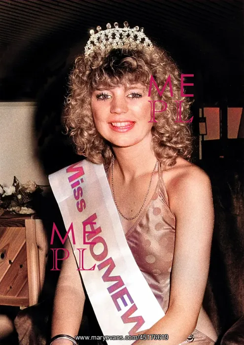 : Dawn Schula, beauty queen, St Ives, Cornwall : Dawn Schula, beauty queen, St Ives, Cornwall