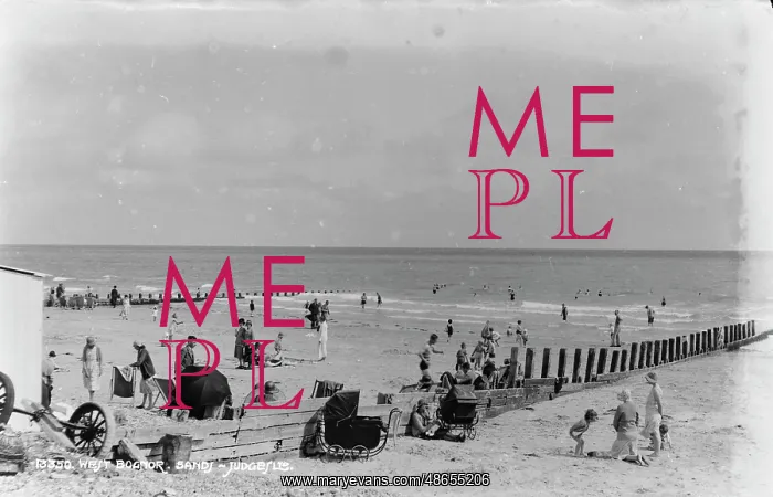 : A Day at the Beach in West Bognor : A Day at the Beach in West Bognor