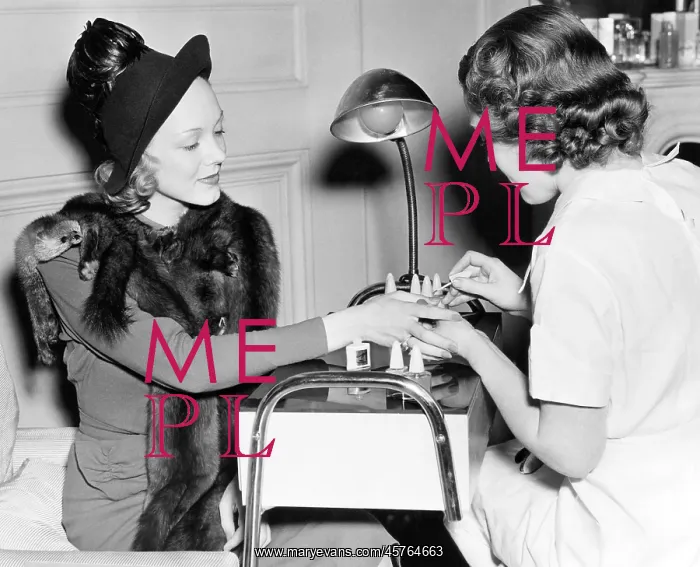 : A day at the nail salon : A day at the nail salon