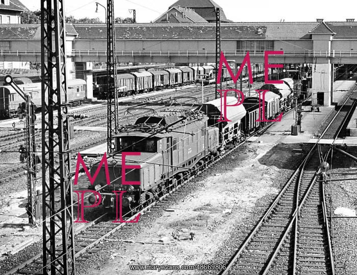 : DB locomotive 194 046-9 : DB locomotive 194 046-9