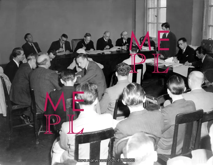 : De-Nazification court : De-Nazification court
