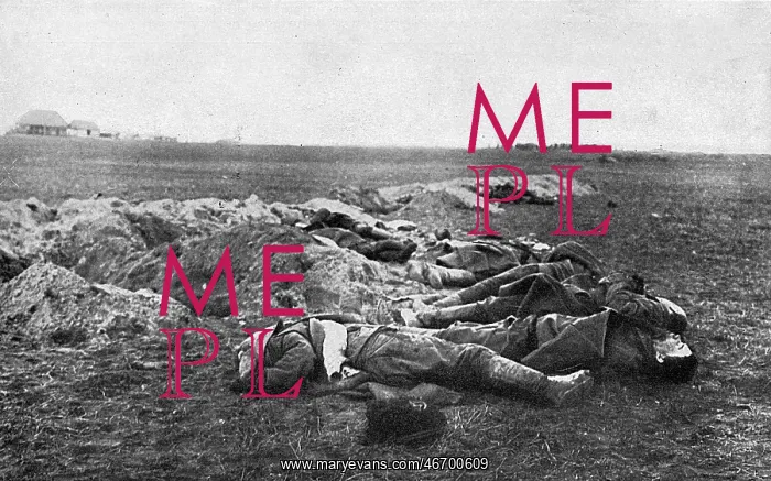 : Dead soldiers on the eastern front, Russia, WW1 : Dead soldiers on the eastern front, Russia, WW1