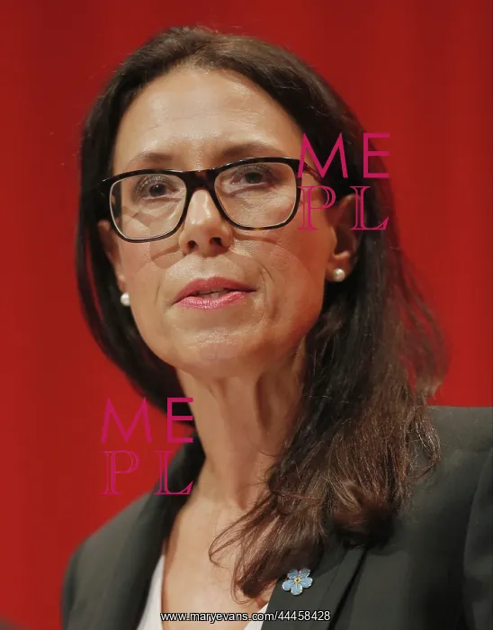 : Debbie Abrahams MP : Debbie Abrahams MP