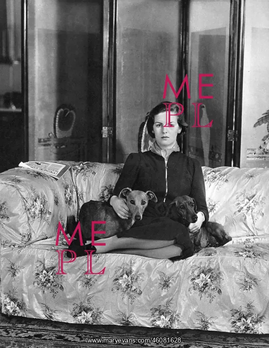 : Deborah Mitford : Deborah Mitford
