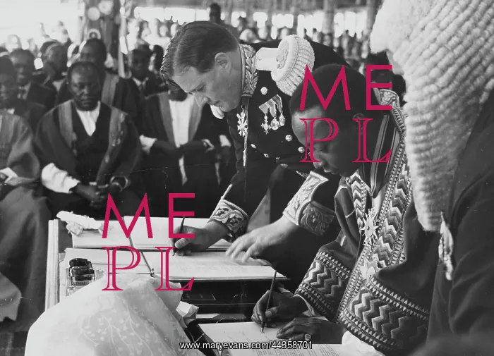 : December 1955 - Return Of the Kabaka - The two leaders : December 1955 - Return Of the Kabaka - The two leaders