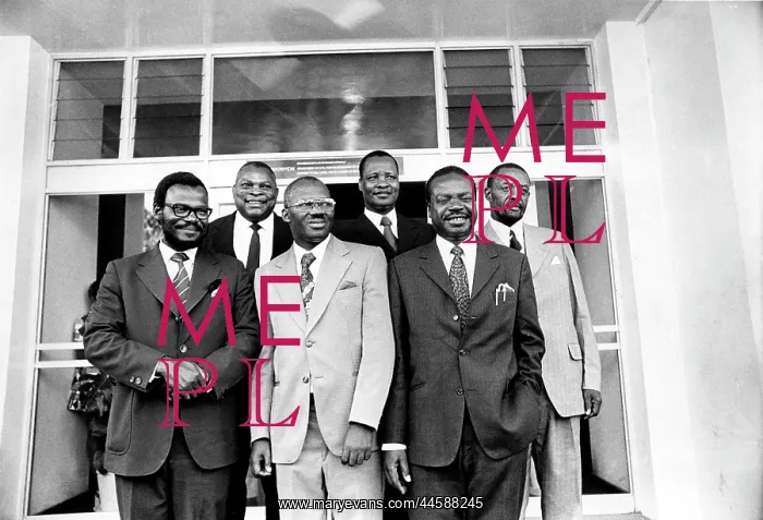 : DECEMBER 1973 - Rebirth Of A Nation - Six men : DECEMBER 1973 - Rebirth Of A Nation - Six men