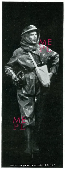 : Decontaminator in full uniform, September 1939 : Decontaminator in full uniform, September 1939