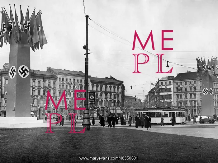 : The decorated Oranienplatz in Berlin, 1939 : The decorated Oranienplatz in Berlin, 1939
