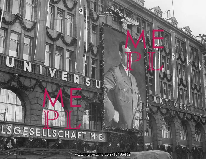 : Decorated UFA headquarters in Berlin, 1939 : Decorated UFA headquarters in Berlin, 1939