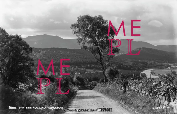 : The Dee Valley, Braemar : The Dee Valley, Braemar
