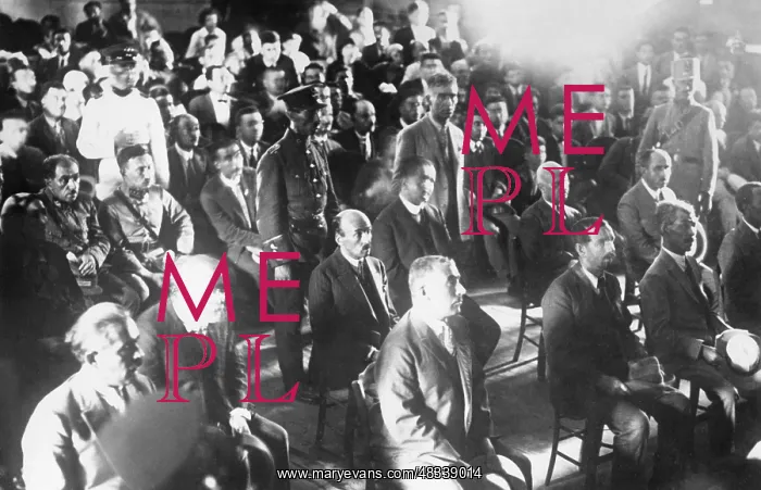 : Defendants at the interrogation in Izmir, 1926 : Defendants at the interrogation in Izmir, 1926
