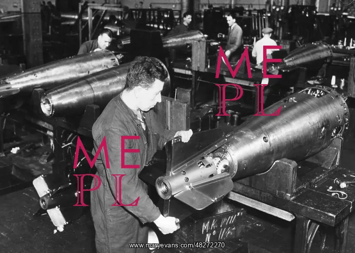: Defense industry in Great Britain, 1940s : Defense industry in Great Britain, 1940s